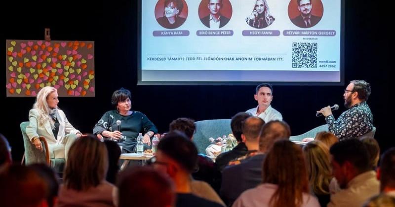 Megcsalás? A Tinder felhasználóinak közel 40%-a másképp látja a dolgot.