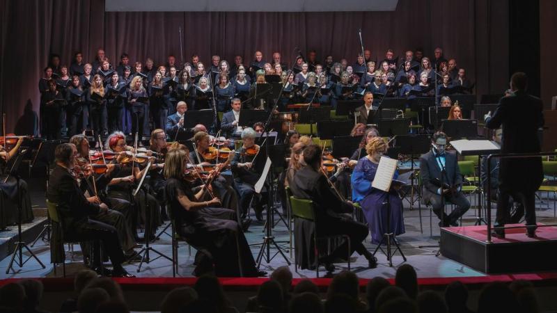 A gyász fájdalmából született egy különleges zenei élmény: a Szegedi Szimfonikus Zenekar varázslatos koncertet adott. - FOTÓGALÉRIA