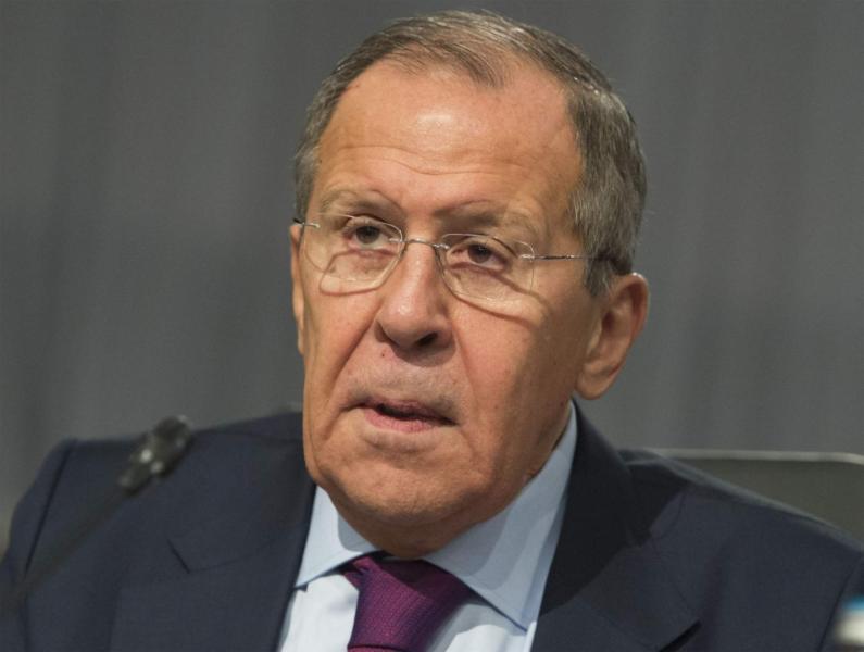 Lavrov kijelentette, hogy Franciaország a háborús helyzet kapcsán Ukrajna figyelmen kívül hagyásával kívánta folytatni a tárgyalásokat.