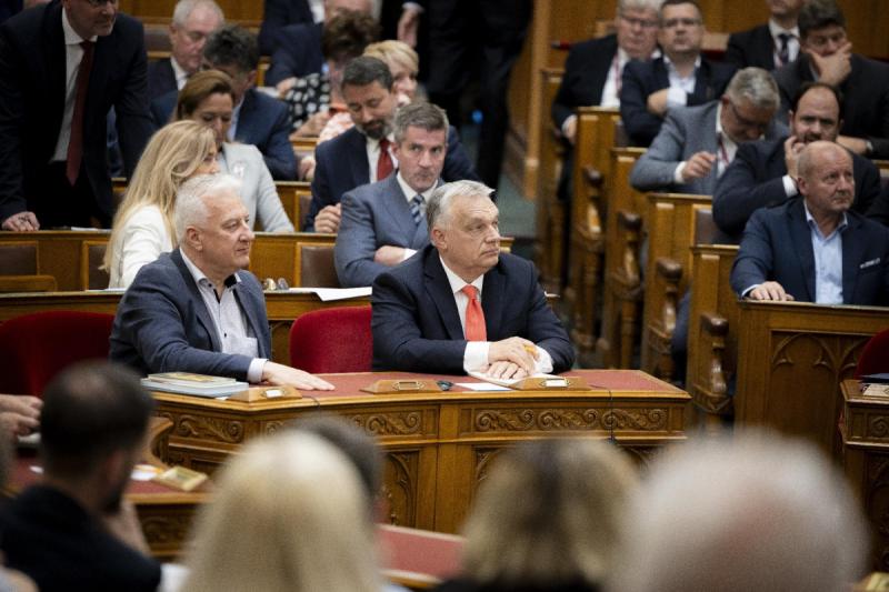 Orbán Viktor összehívta a Védelmi Tanácsot a közel-keleti feszültségek fokozódása következtében.