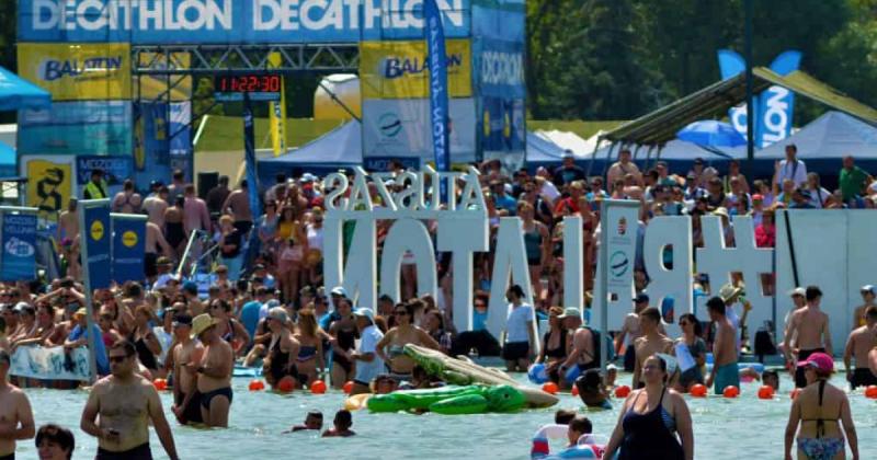 Meglepetés! E hétvégén sor kerül a Balaton-átúszásra!
